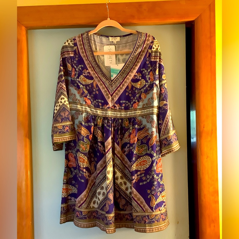 UMGEE Small Magic Show Dress w/rich colors and paisley designs, wider sleeves